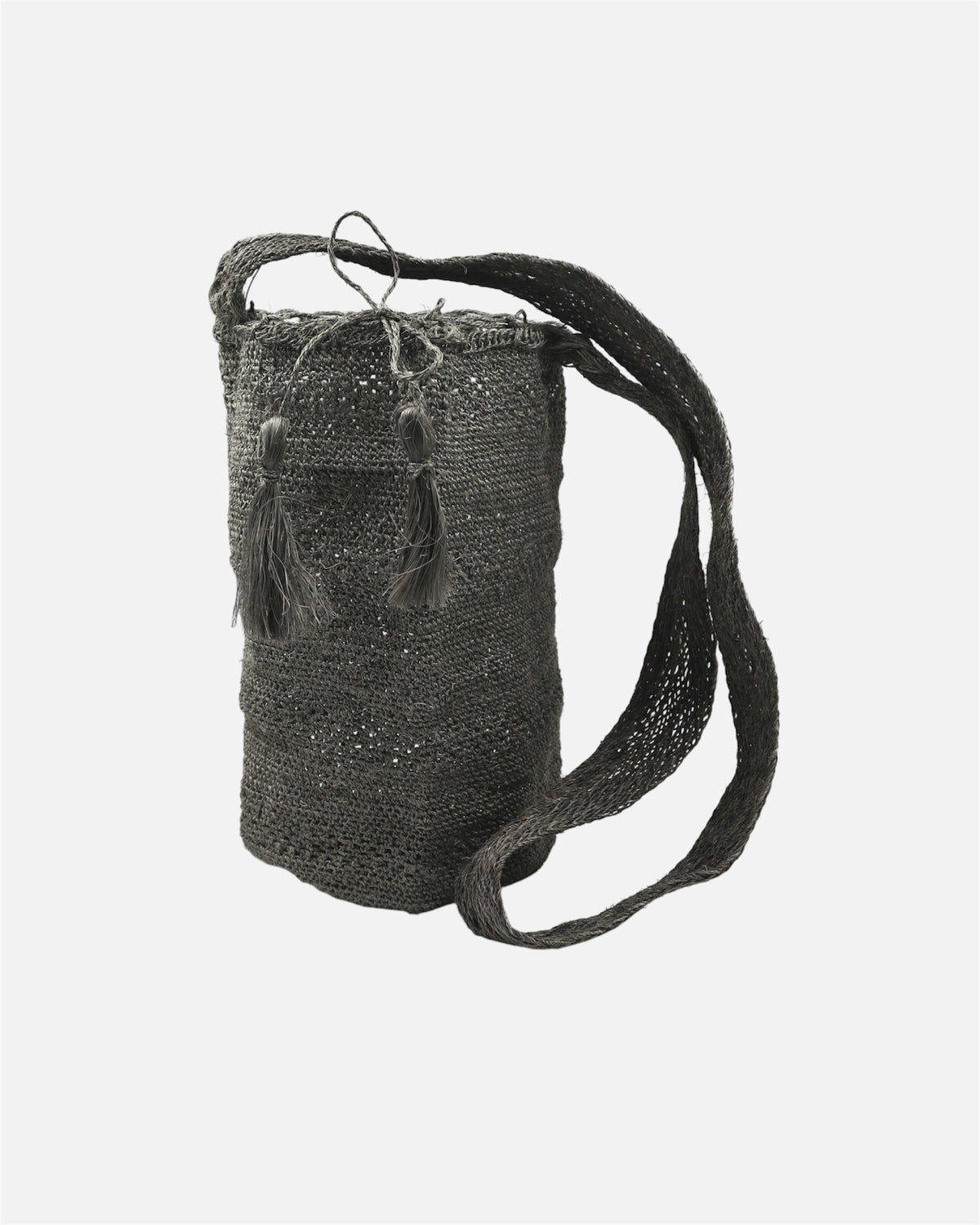 Medium Silver Fique